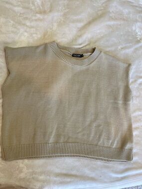 Nasty Gal Boxy Knit Vest in Light Beige